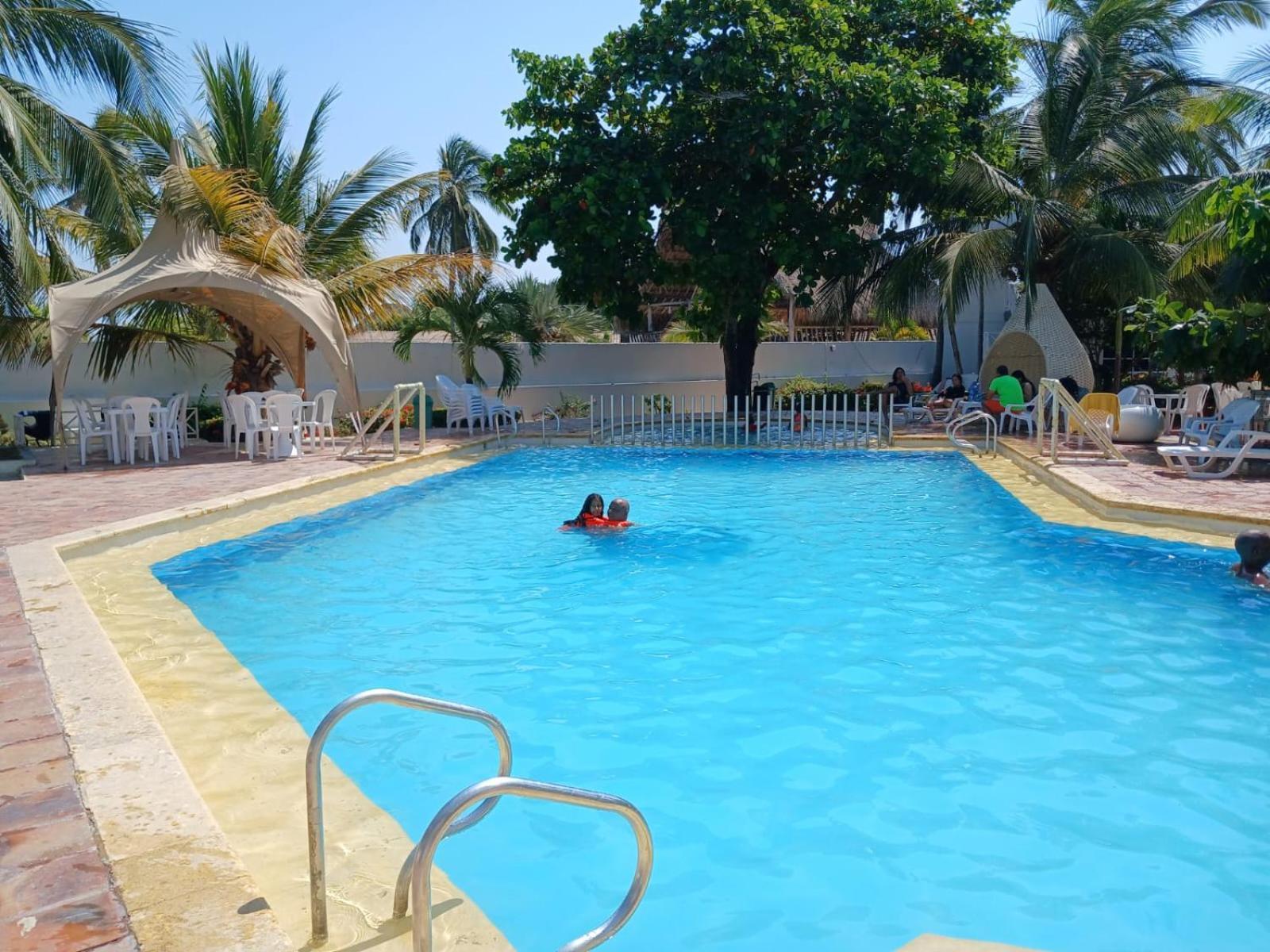 Hotel Tropical Inn Плайя-де-Пунта-Арена Экстерьер фото